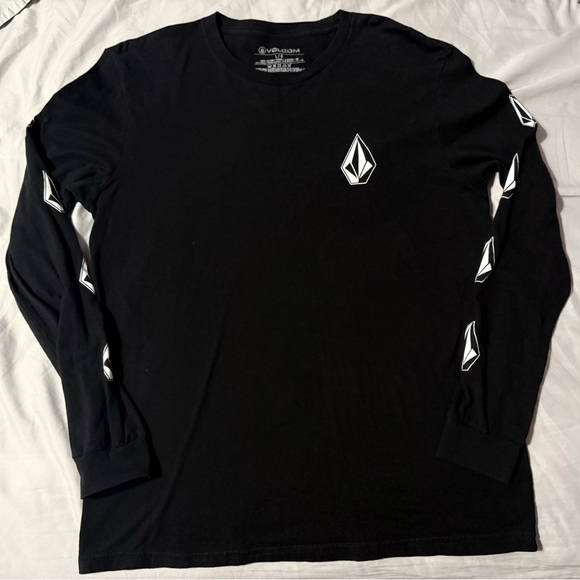 Volcom Other - Volcom Black Long Sleeve Logo Tee with White Emblems